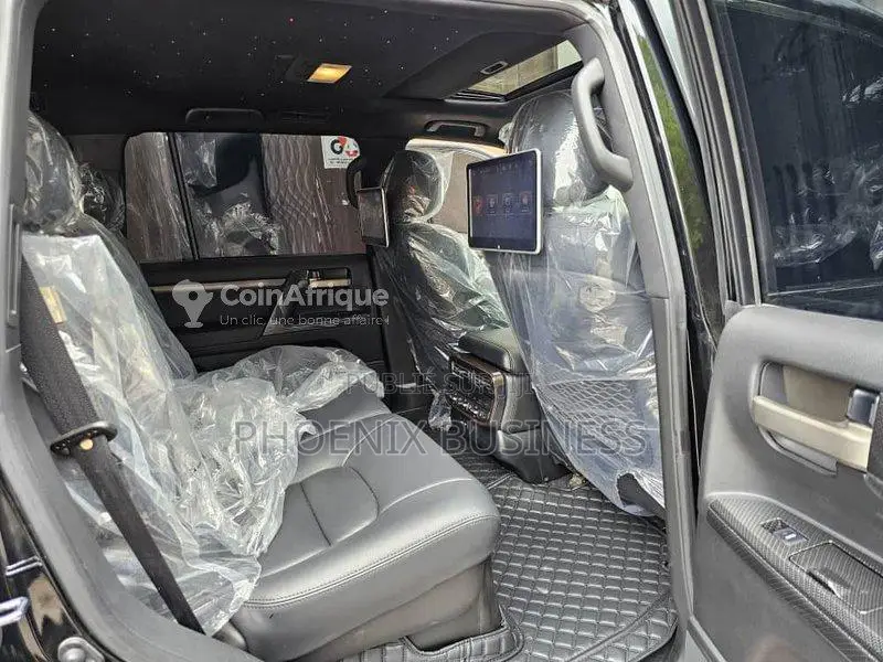 Toyota Land Cruiser 2024