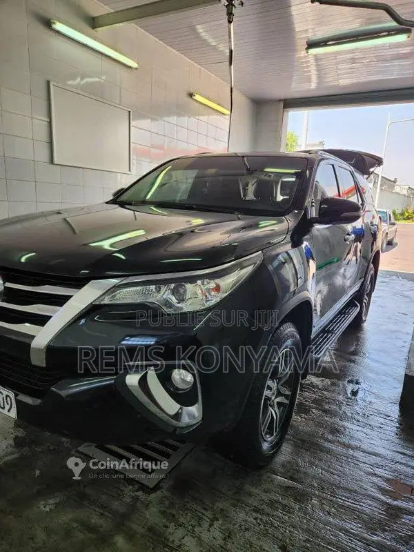 Toyota Fortuner 2019