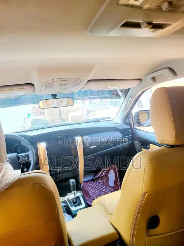 Toyota Fortuner 2020