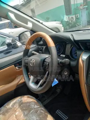 Toyota Fortuner 2024