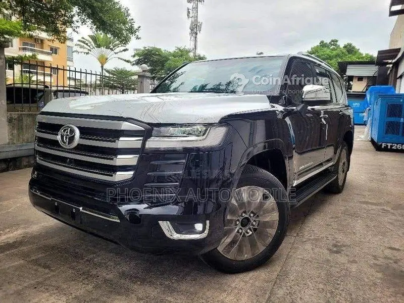 Toyota Land Cruiser VX-R 2023