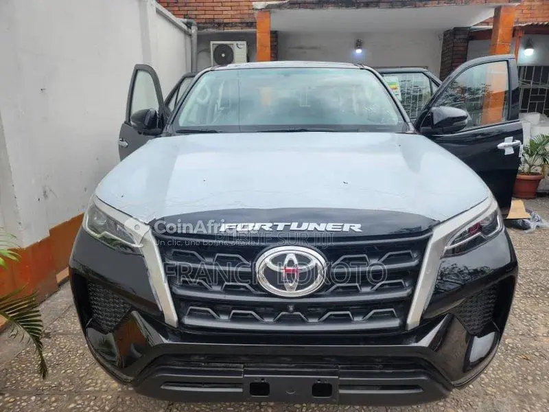 Toyota Fortuner 2024