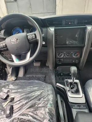 Toyota Fortuner 2024