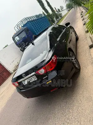 Toyota Mark X 2013