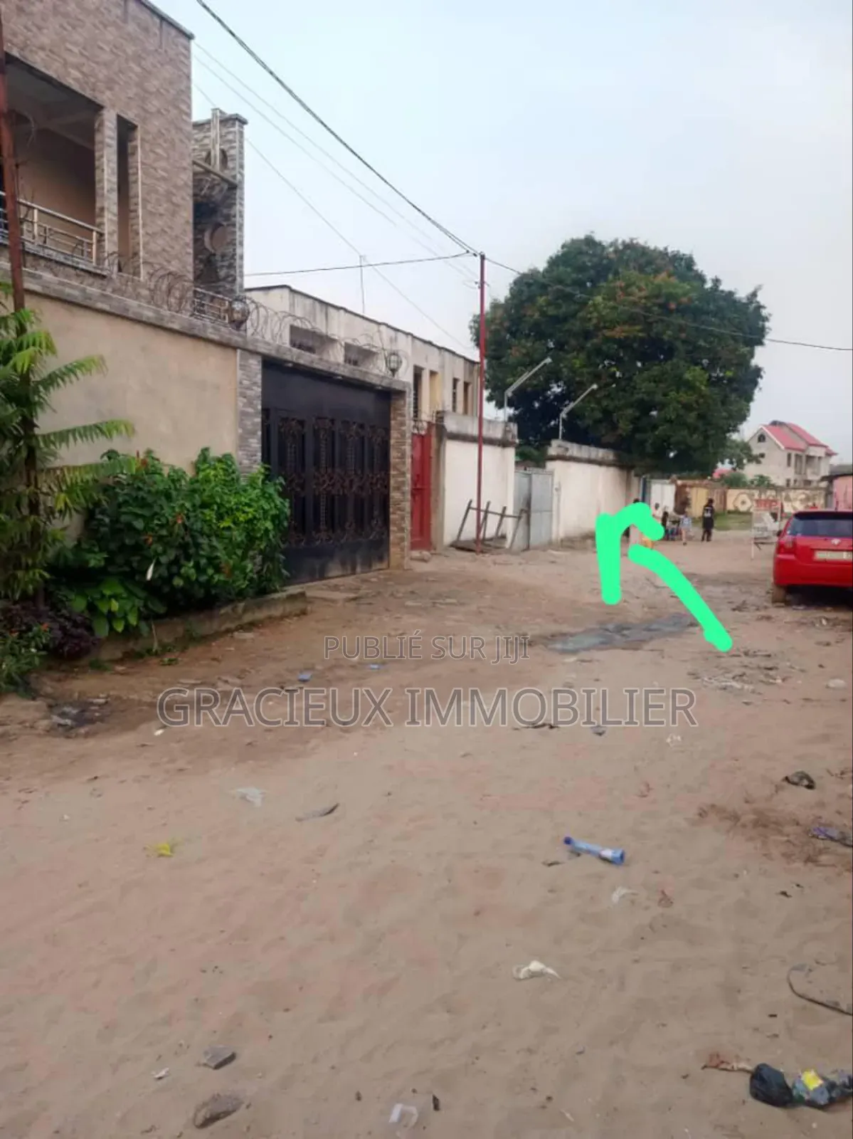 3chbre Maison dans Parcelle Avec Maison, Lemba à Vendre