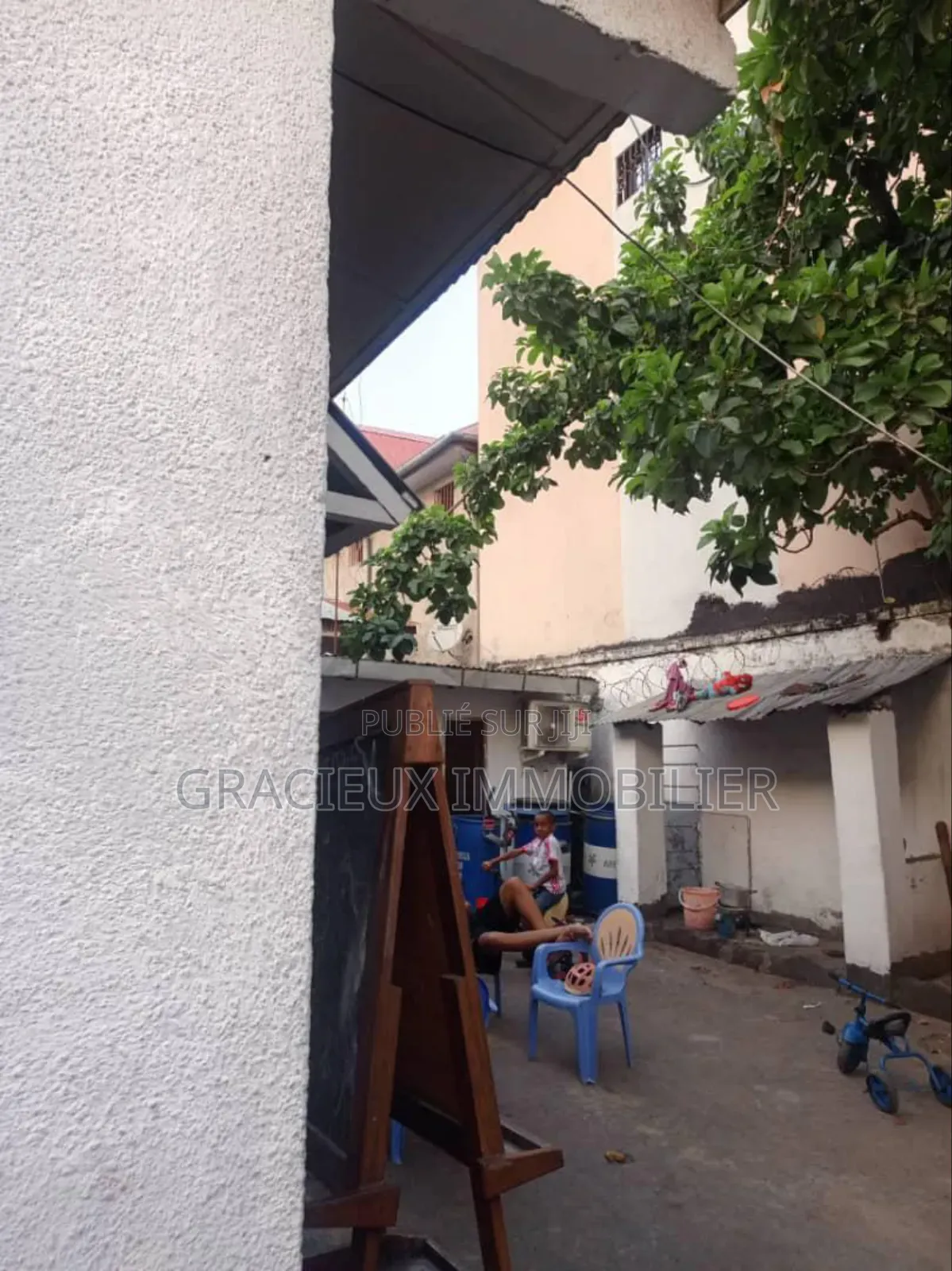 3chbre Maison dans Parcelle Avec Maison, Lemba à Vendre