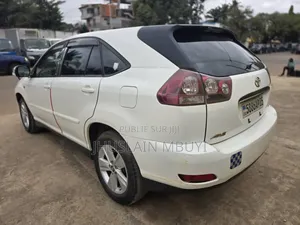 Photo - Toyota Harrier 2.4 2012 Blanc