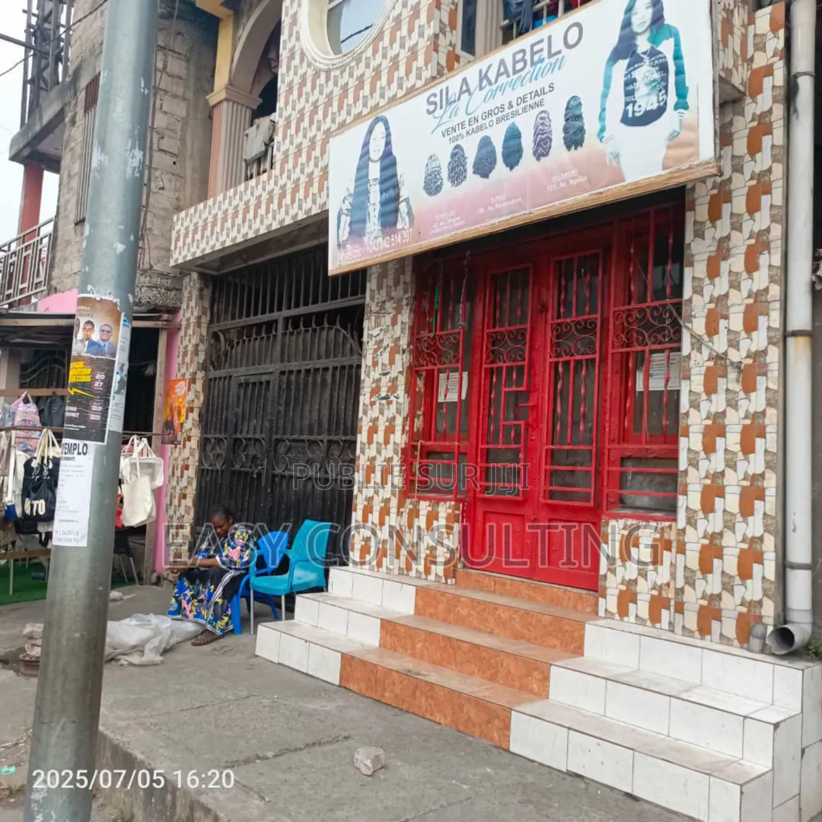 3chbre Villa dans Parcelle Avec, Kasa-Vubu à Vendre