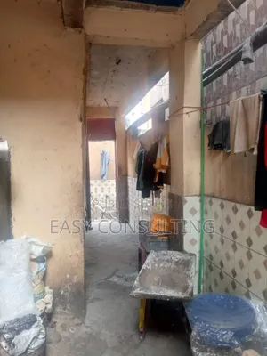 2chbre Maison dans Immeuble, Lemba à Vendre