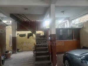 3chbre Villa dans Parcelle Avec Deux, Barumbu à Vendre