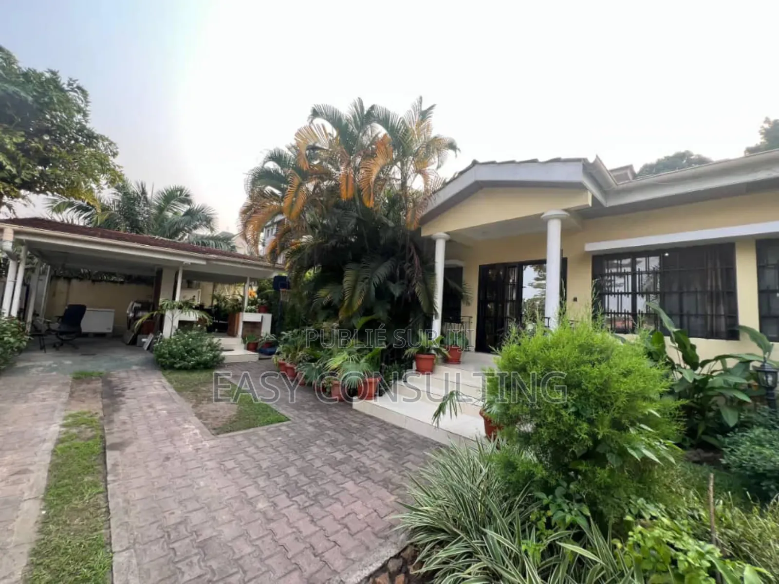 3chbre Maison dans Parcelle, Ngaliema à Vendre