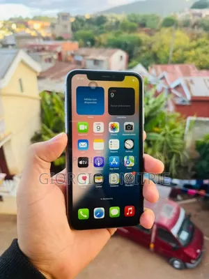 Photo - Pomme iPhone 11 64 GB Bronze