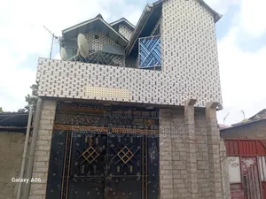 Photo - 2chbre Appartement dans Type Locatifs, Ngiri-Ngiri à Vendre