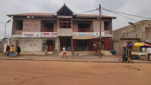 Photo - 2chbre Villa dans Nsele à Vendre