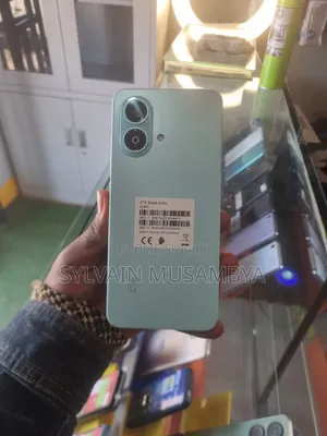 Photo - New ZTE Blade A35 64 GB Vert