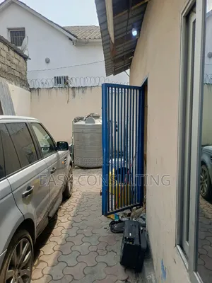 3chbre Villa dans Mont-Ngafula à Vendre