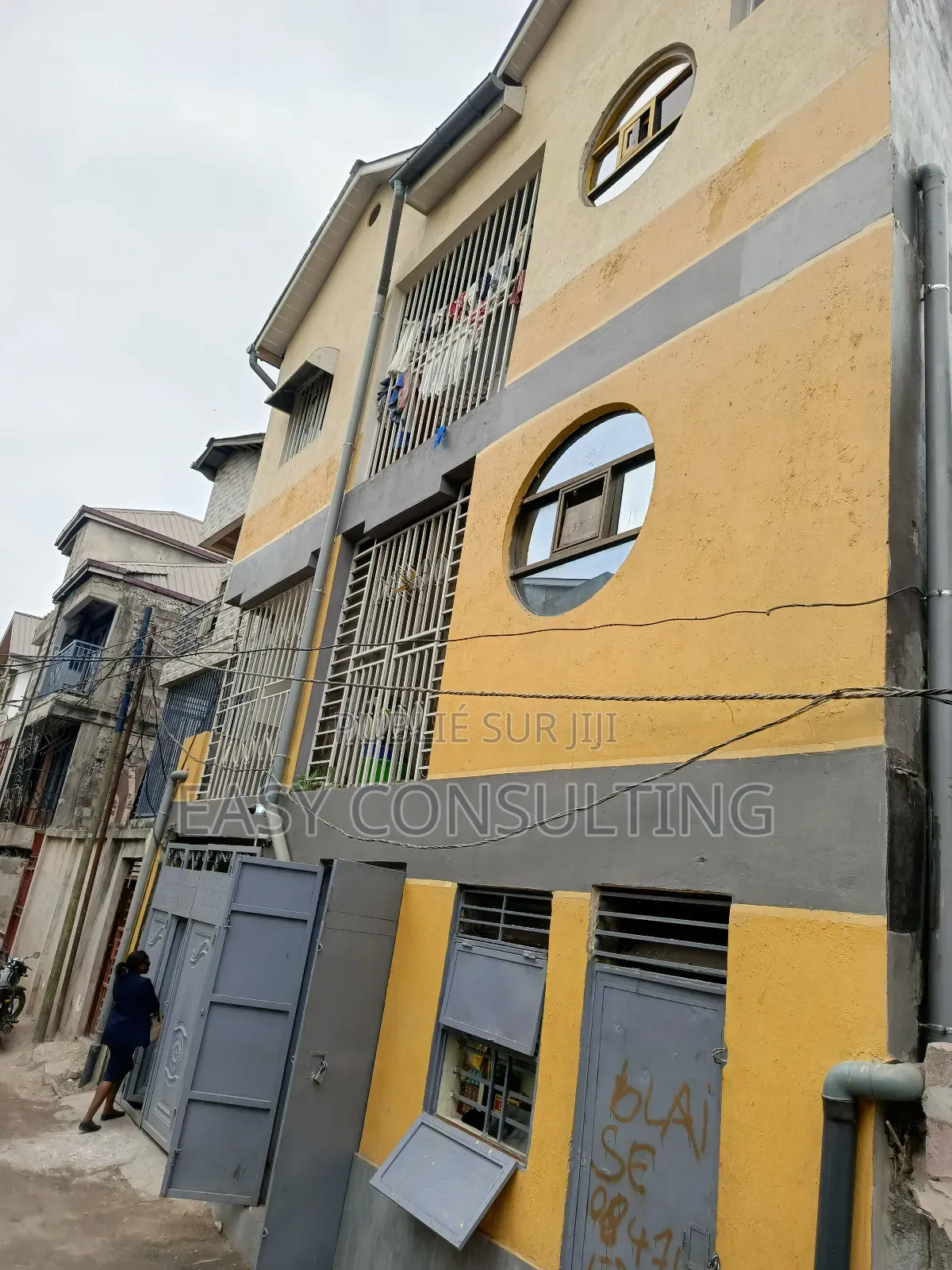 1chbre Blocs d'appartements dans Un Immeuble, Limete à Vendre