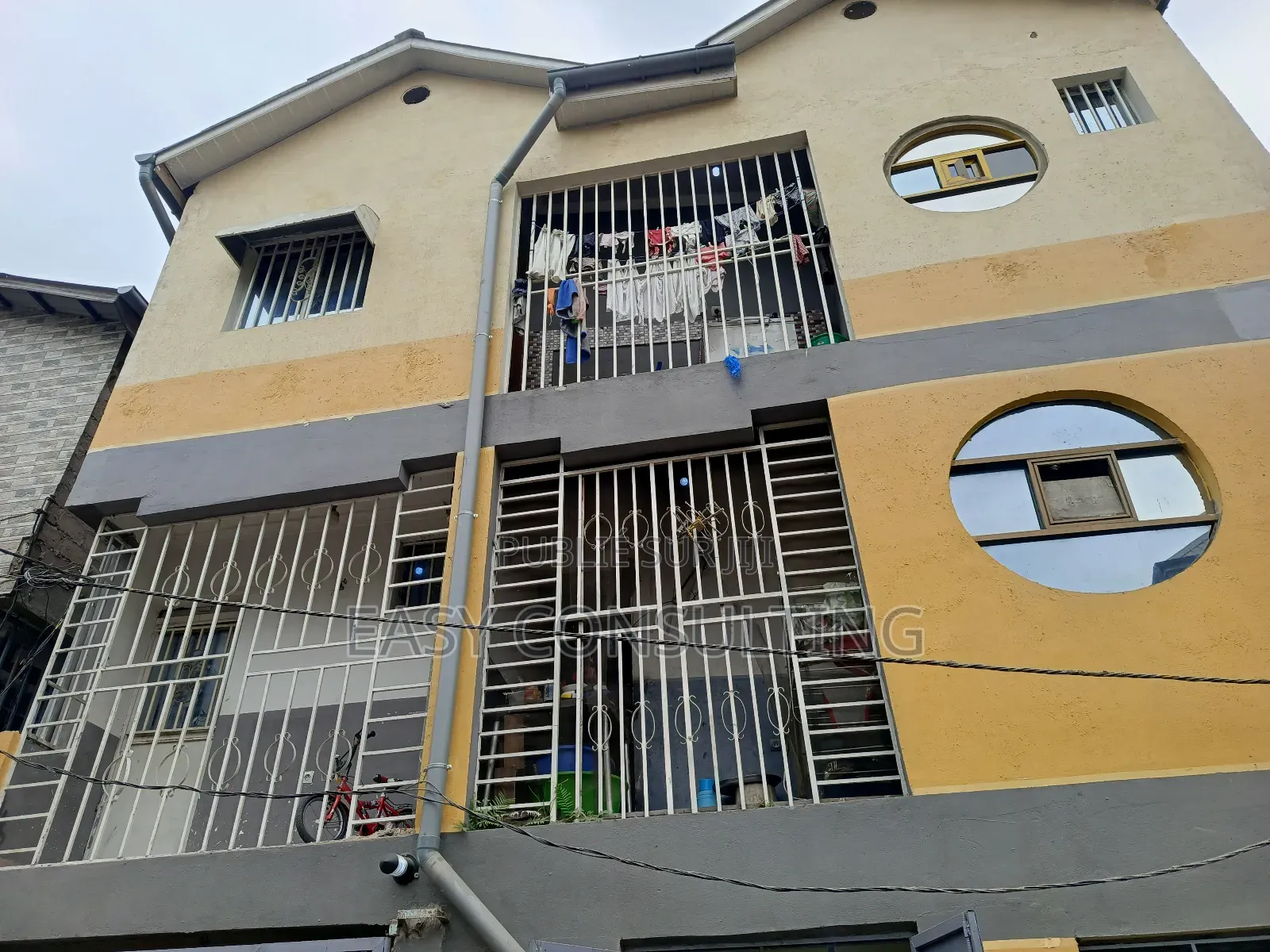 1chbre Blocs d'appartements dans Un Immeuble, Limete à Vendre