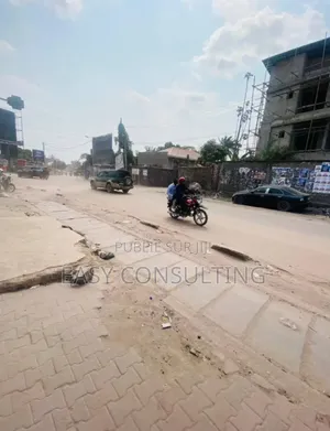 2chbre Villa dans Un Bâtiment, Ngaliema à Vendre