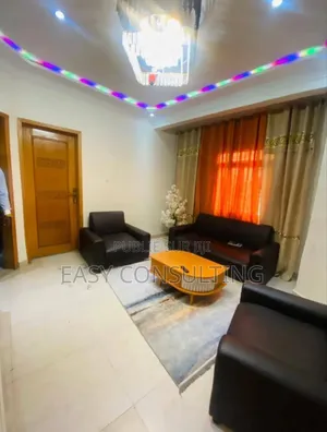 2chbre Villa dans Un Bâtiment, Ngaliema à Vendre