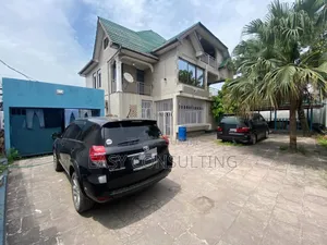 6chbre Duplex dans Lemba à Vendre