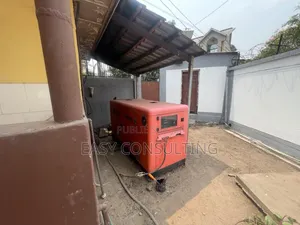 4chbre Villa dans Ngaliema à Vendre