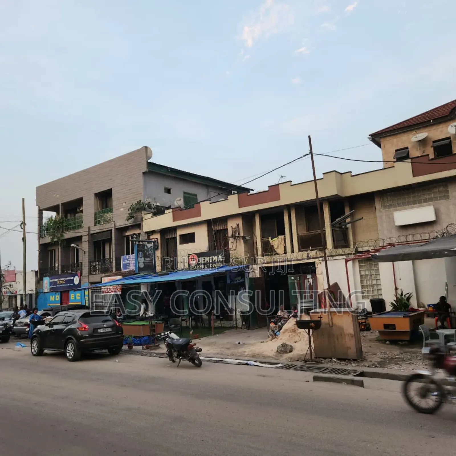 3chbre Villa dans Limete à Vendre