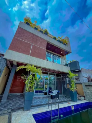 4chbre Villa dans Ngaliema à Vendre