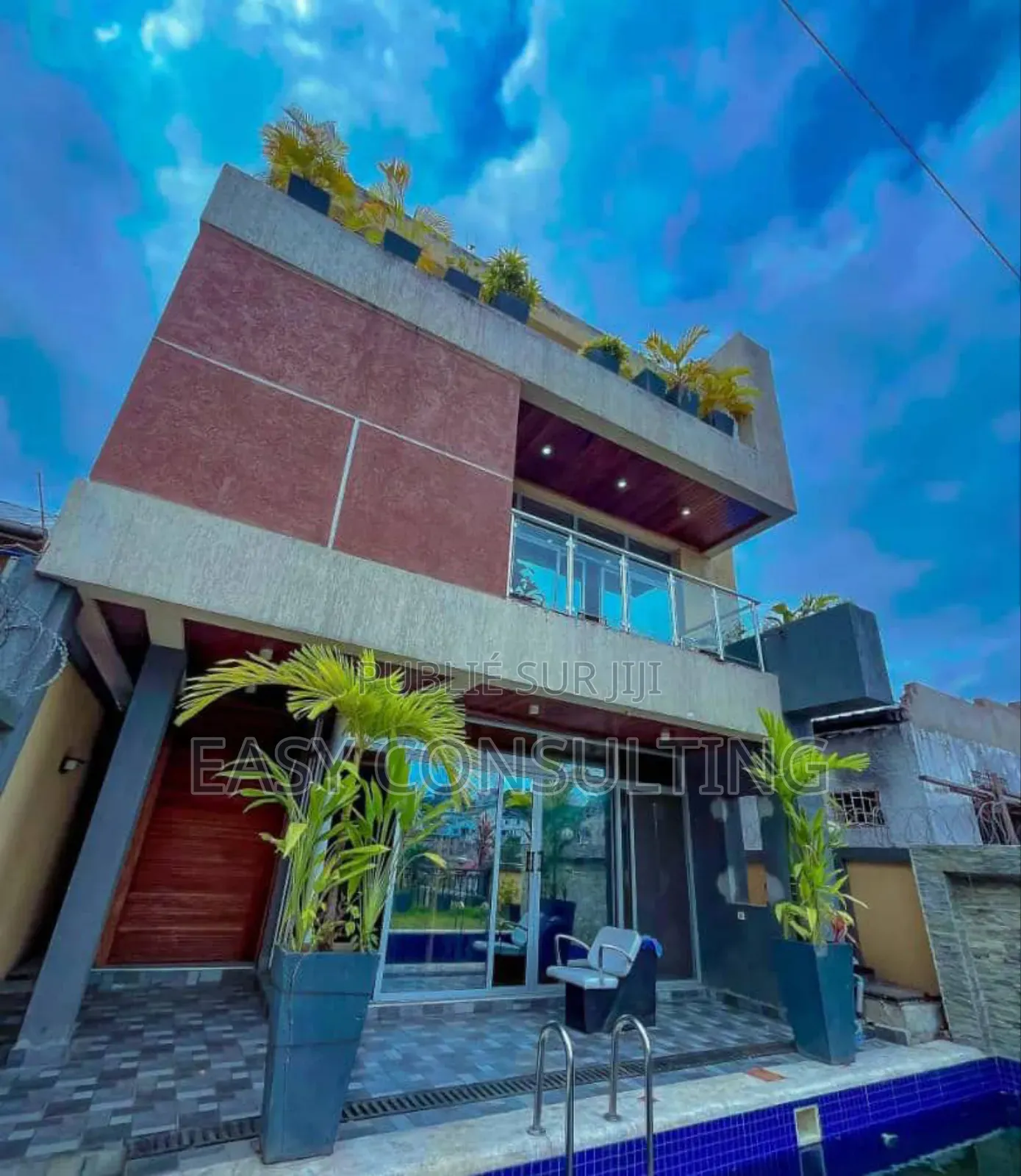 4chbre Villa dans Ngaliema à Vendre