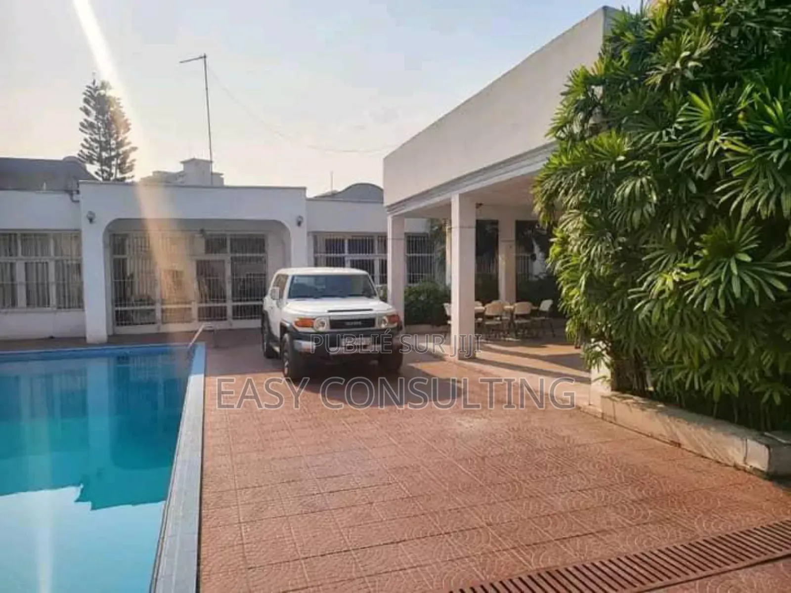 5chbre Villa dans Gombe à Vendre