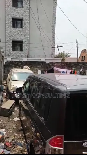 Parcelle À Vendre À Gb Ngaliema