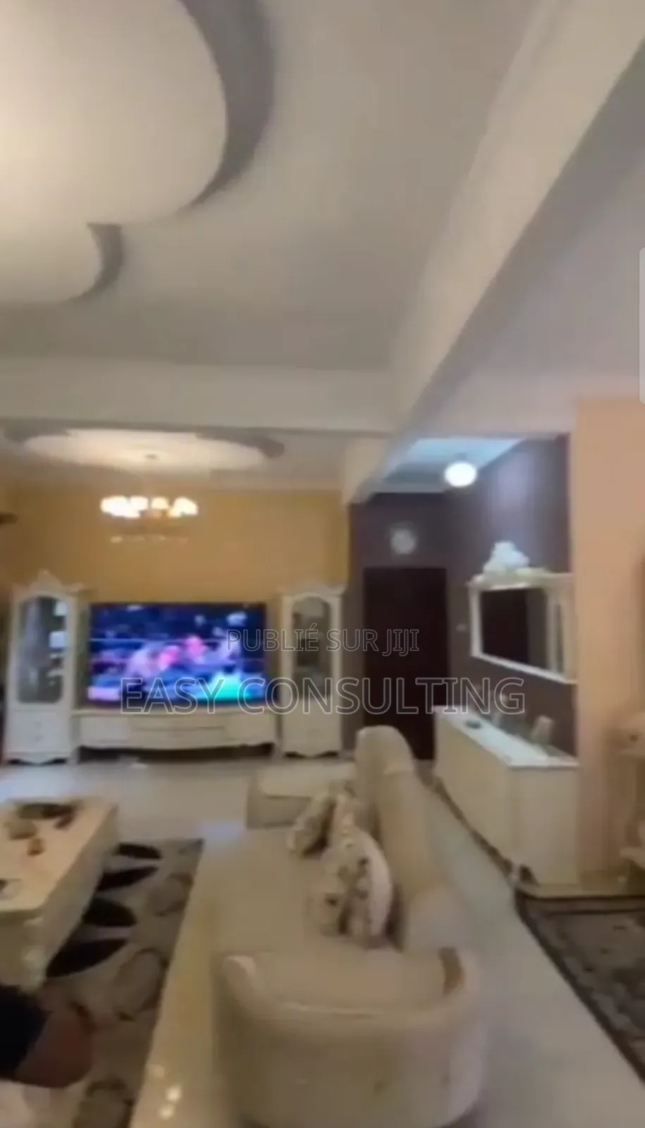 4chbre Villa dans Ngaliema à Vendre