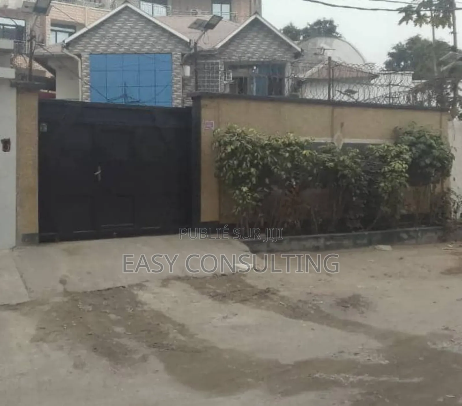 6chbre Villa dans Limete à Vendre