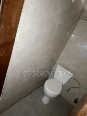 2chbre Maison dans Nsele à Vendre