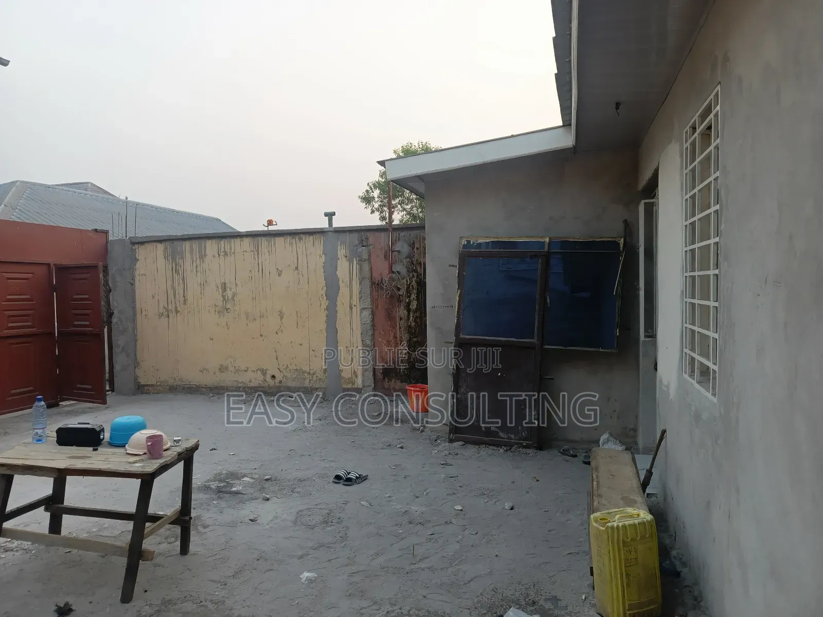 2chbre Maison dans Nsele à Vendre