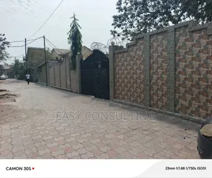 3chbre Villa dans Limete à Vendre