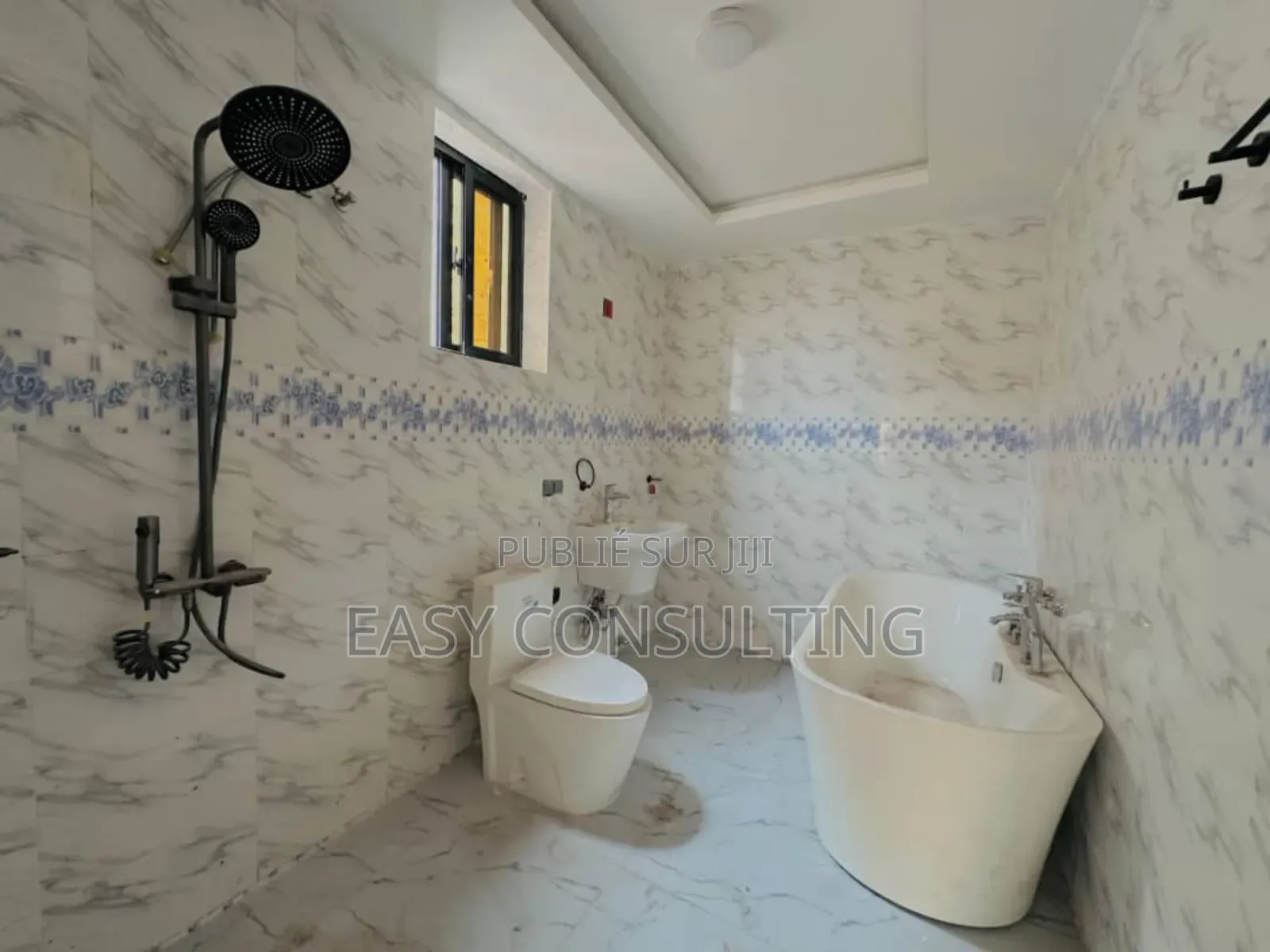 3chbre Villa dans Ngaliema à Vendre