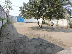 4chbre Maison dans Air Force, Nsele à Vendre