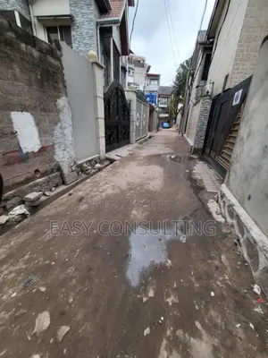 2chbre Maison dans 1 Ère Rue Funa, Limete à Vendre
