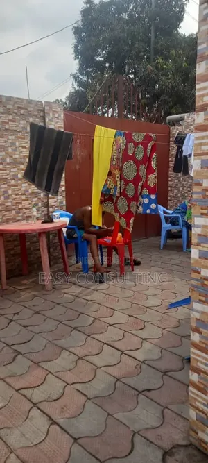 2chbre Villa dans Q13, Ndjili à Vendre