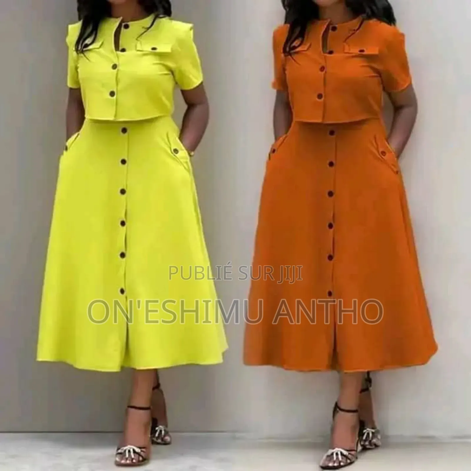 Ensemble Jupe , Mise Mâche Courte, Couleur Chocolat Et La Taille M,X,