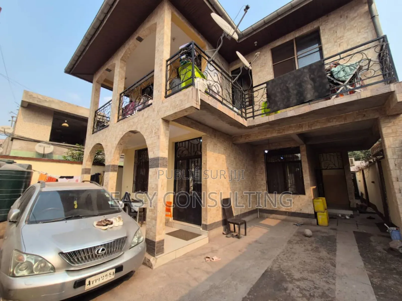 3chbre Villa dans Brikin, Ngaliema à Vendre