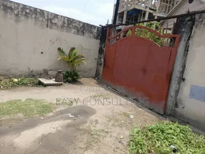 2chbre Maison dans Funa Forgeron, Limete à Vendre