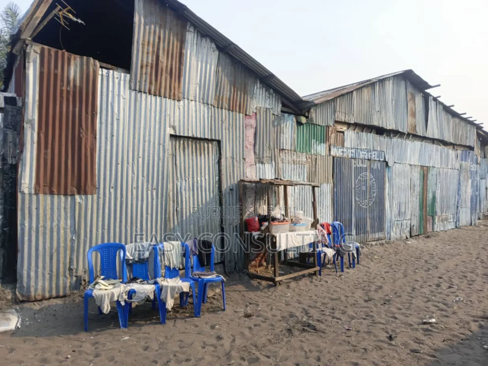 Terrain À Vendre Non Loin Du Macadam – 3e Avenue, Q/Efobank, N’Sele