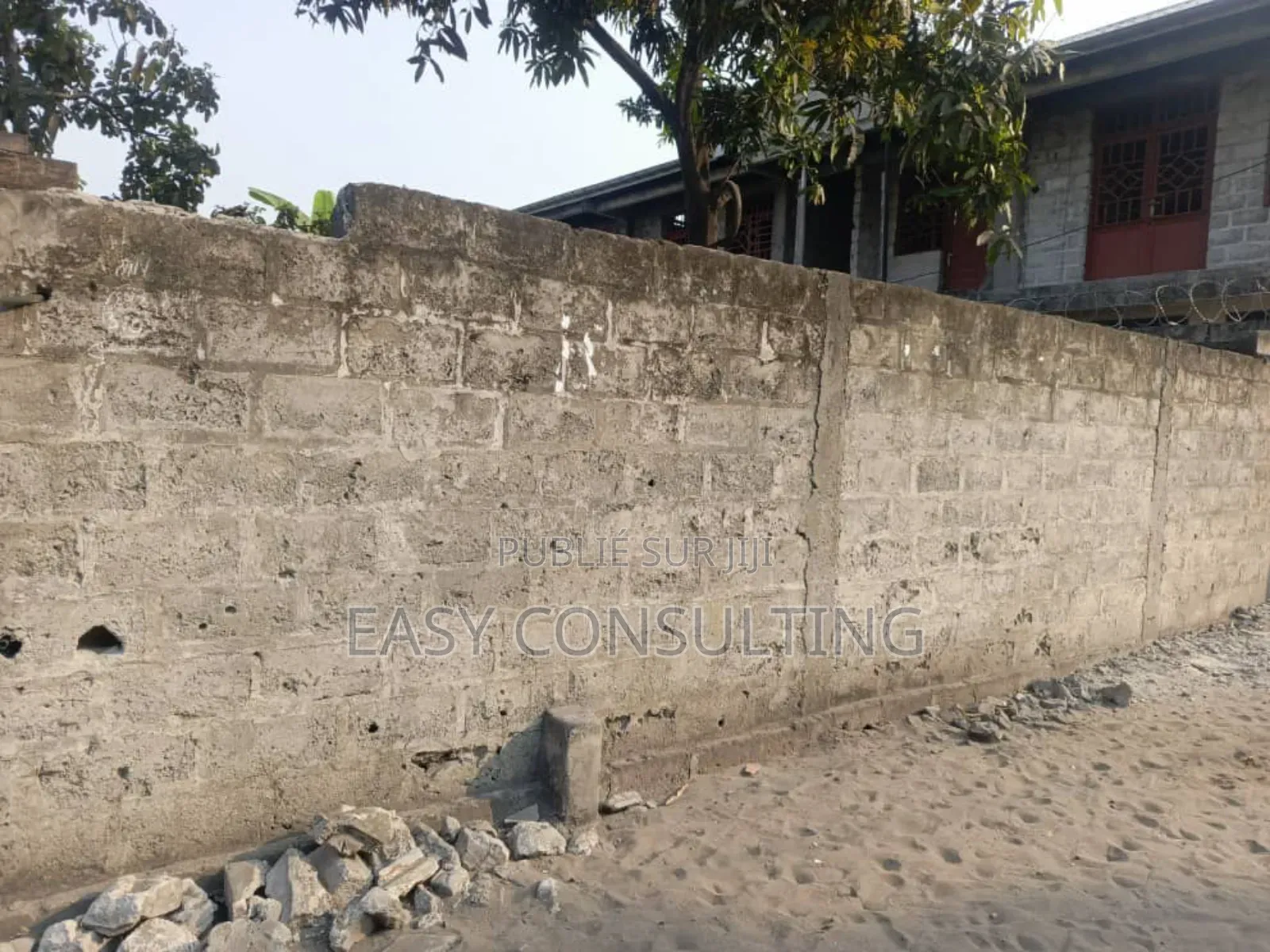 1chbre Maison dans Camp Pm, Nsele à Vendre