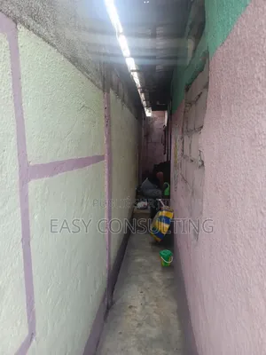 1chbre Villa dans Quartier 5, Ndjili à Vendre