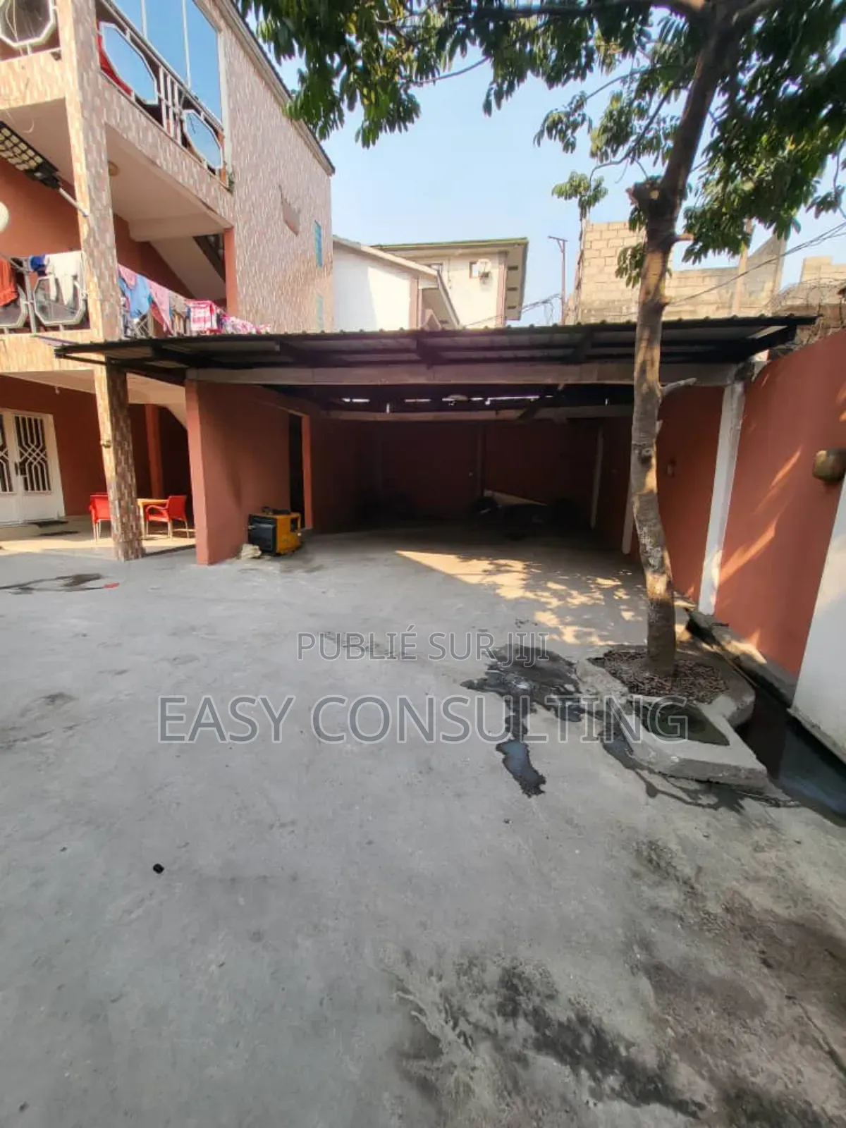 3chbre Villa dans Funa Forgeron, Limete à Vendre