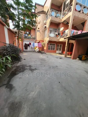 3chbre Villa dans Funa Forgeron, Limete à Vendre