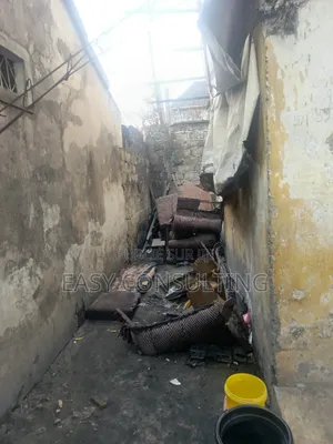 1chbre Villa dans Q13, Limete à Vendre