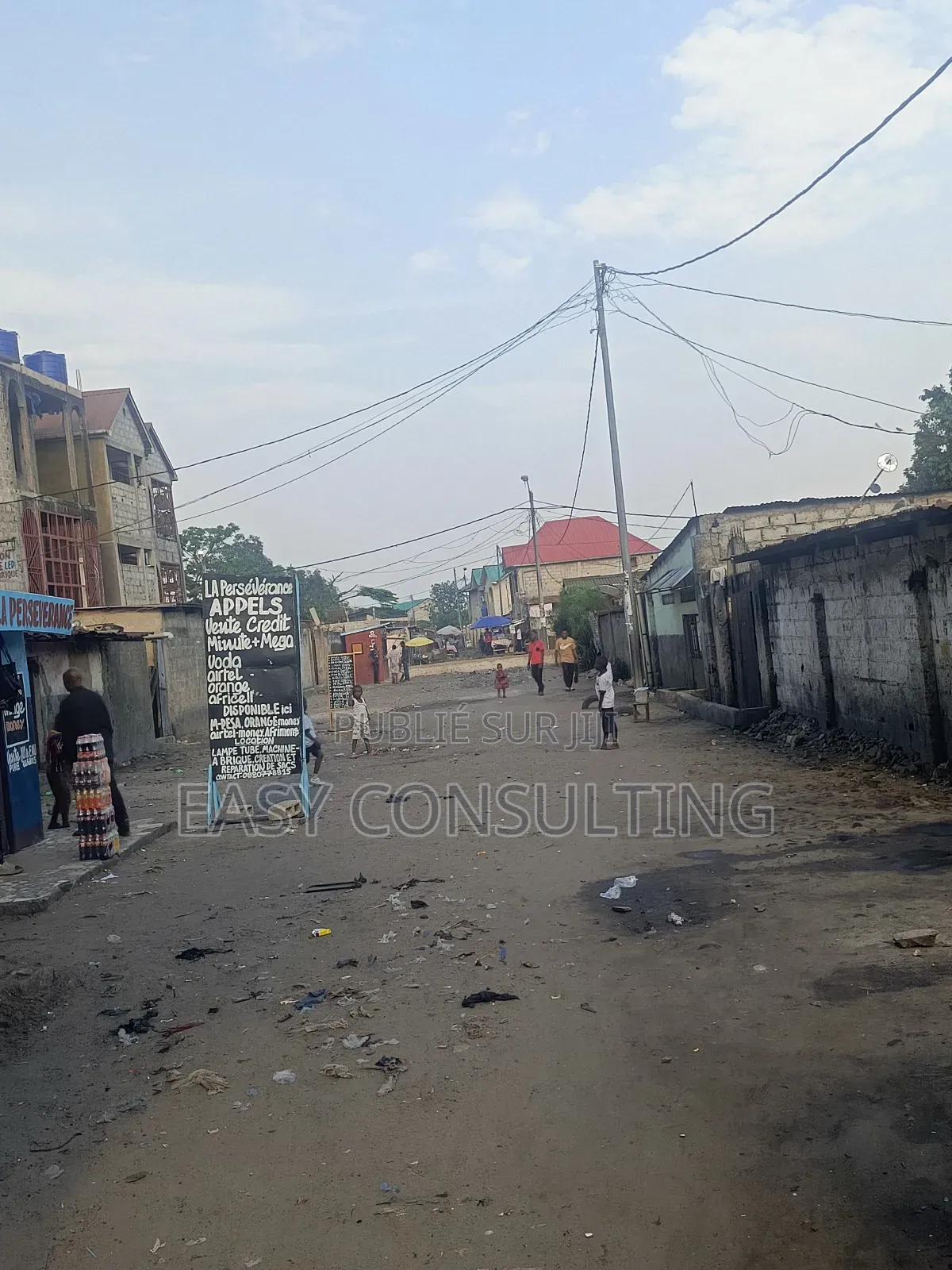 1chbre Villa dans Q13, Limete à Vendre